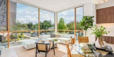 Outdoor Kitchen, Green Building, Patio or Balcony 1