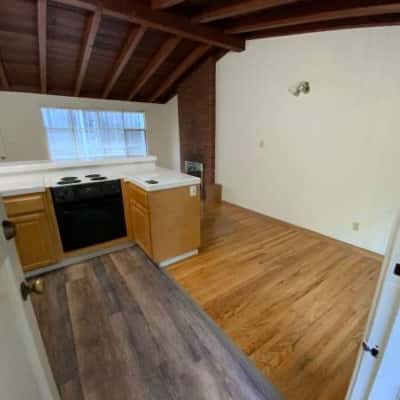 Palo Alto - College Terrace 3BA / 2BA 1035sf 7