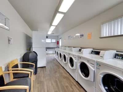 BALCONY/ PATIO, NEAR HIGHWAY AND BUS ROUTES, SPACIOUS CLOSETS 7