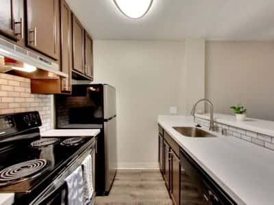 BALCONY/ PATIO, NEAR HIGHWAY AND BUS ROUTES, SPACIOUS CLOSETS 4