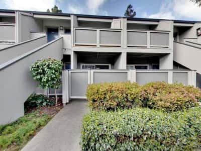 BALCONY/ PATIO, NEAR HIGHWAY AND BUS ROUTES, SPACIOUS CLOSETS 5
