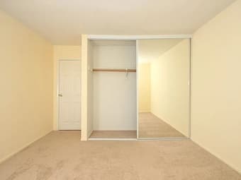 Spacious 1B Sublet starting July near Cal Ave, walkable to Stanford 2