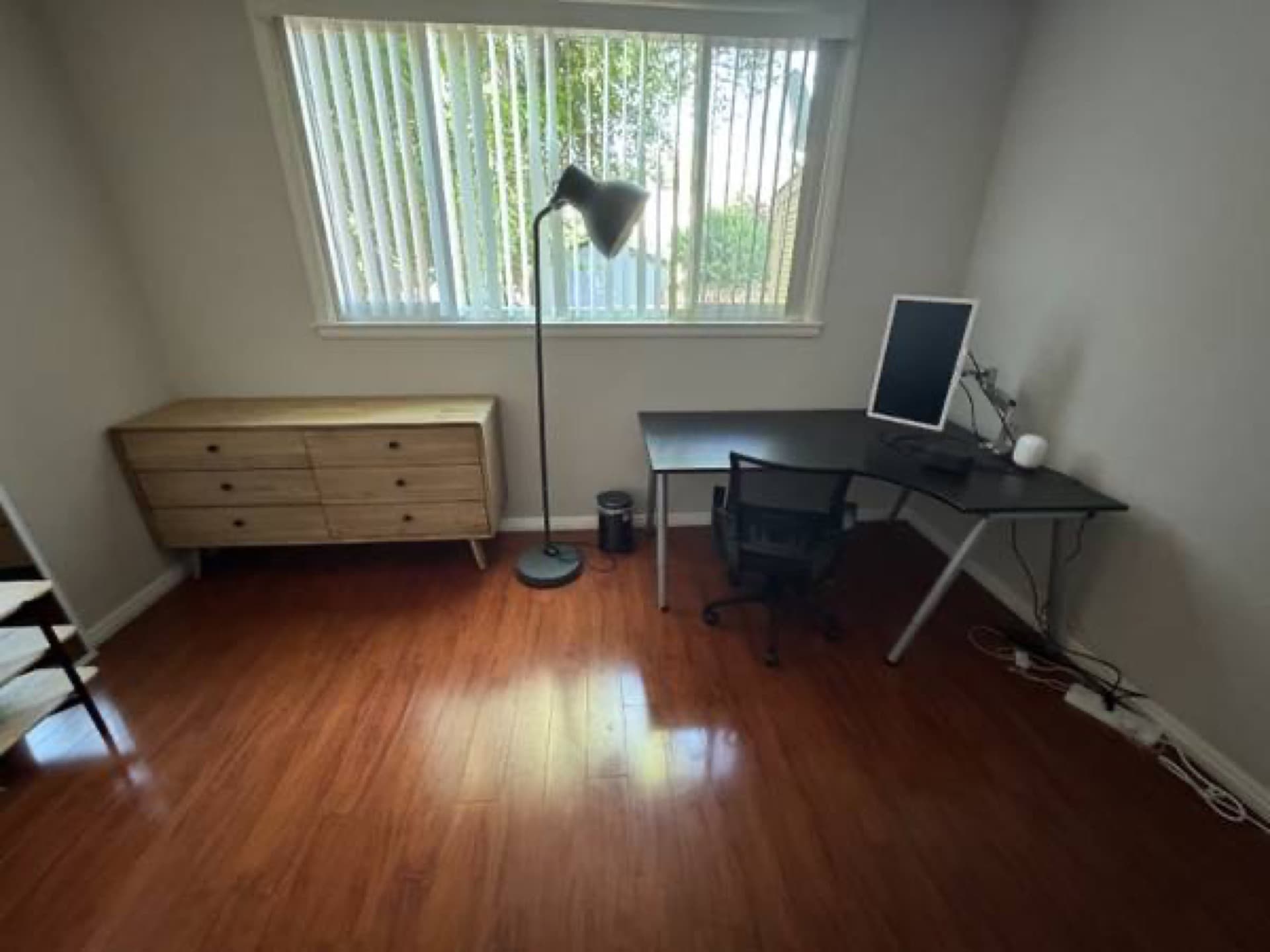 Clean, Affordable Single Bedroom available for rent that is a 6-minute 2