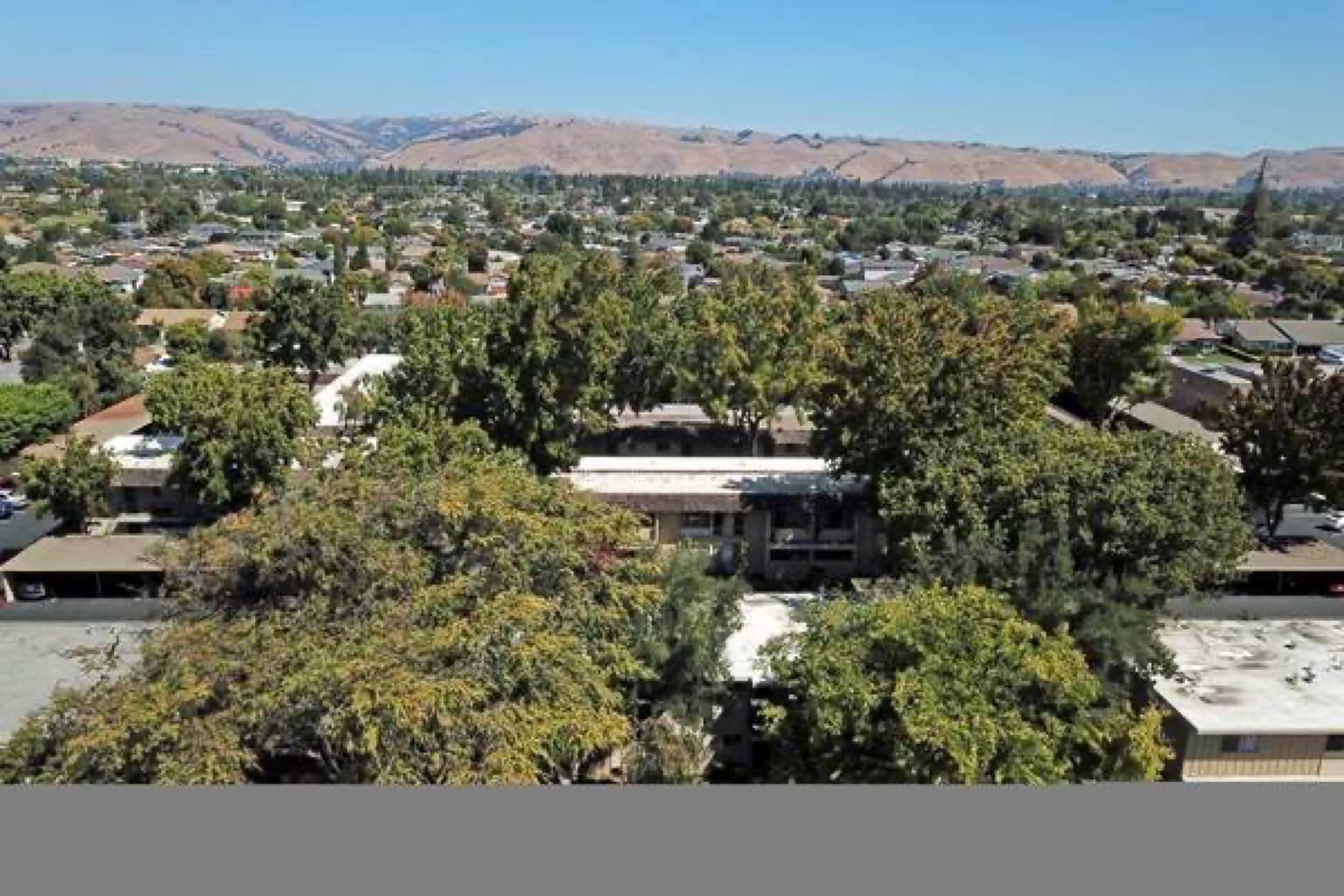 Close to Dog Park, Close to Park, Clubhouse 3