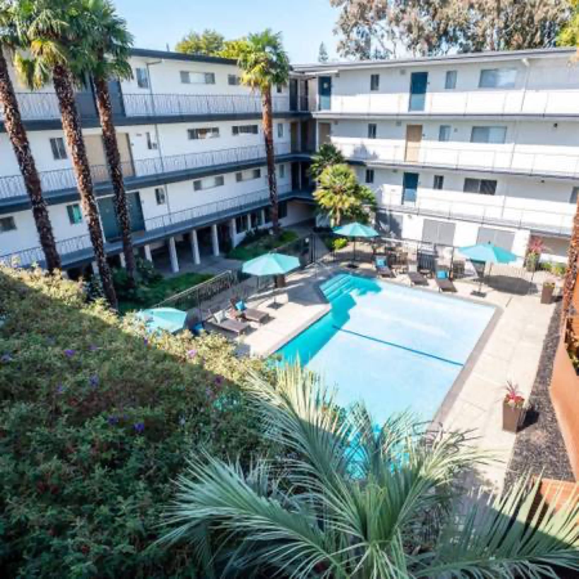 High-Speed Internet Access, Redwood City CA, 2 bedroom 1