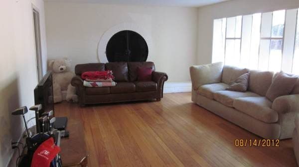 Master BR + Garage, Home Share -Near Stanford, Palo Alto 3